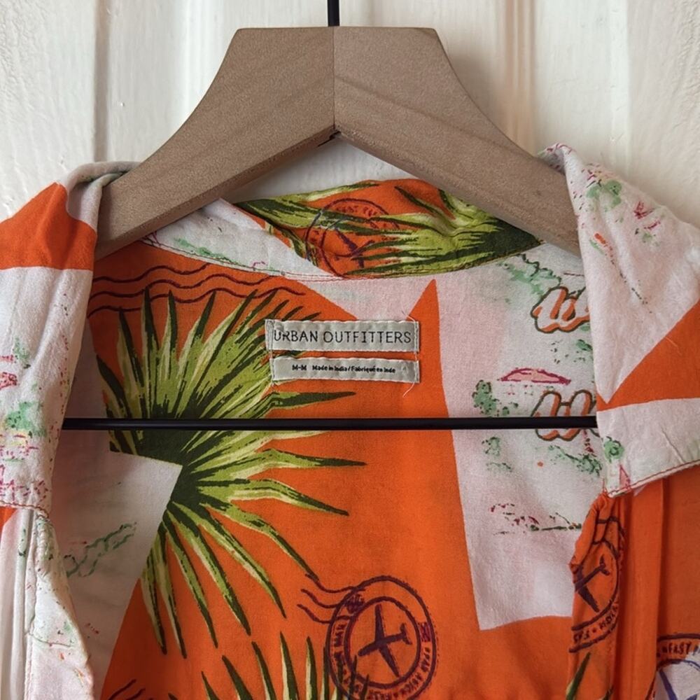 Urban Outfitters Passport Vacation Button Down Shirt Orange size medium - Picture 3 of 6